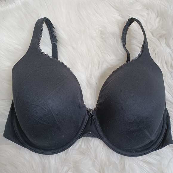 Victoria's Secret Body By Victoria Perfect Coverage black bra 32DDD - Picture 1 of 4